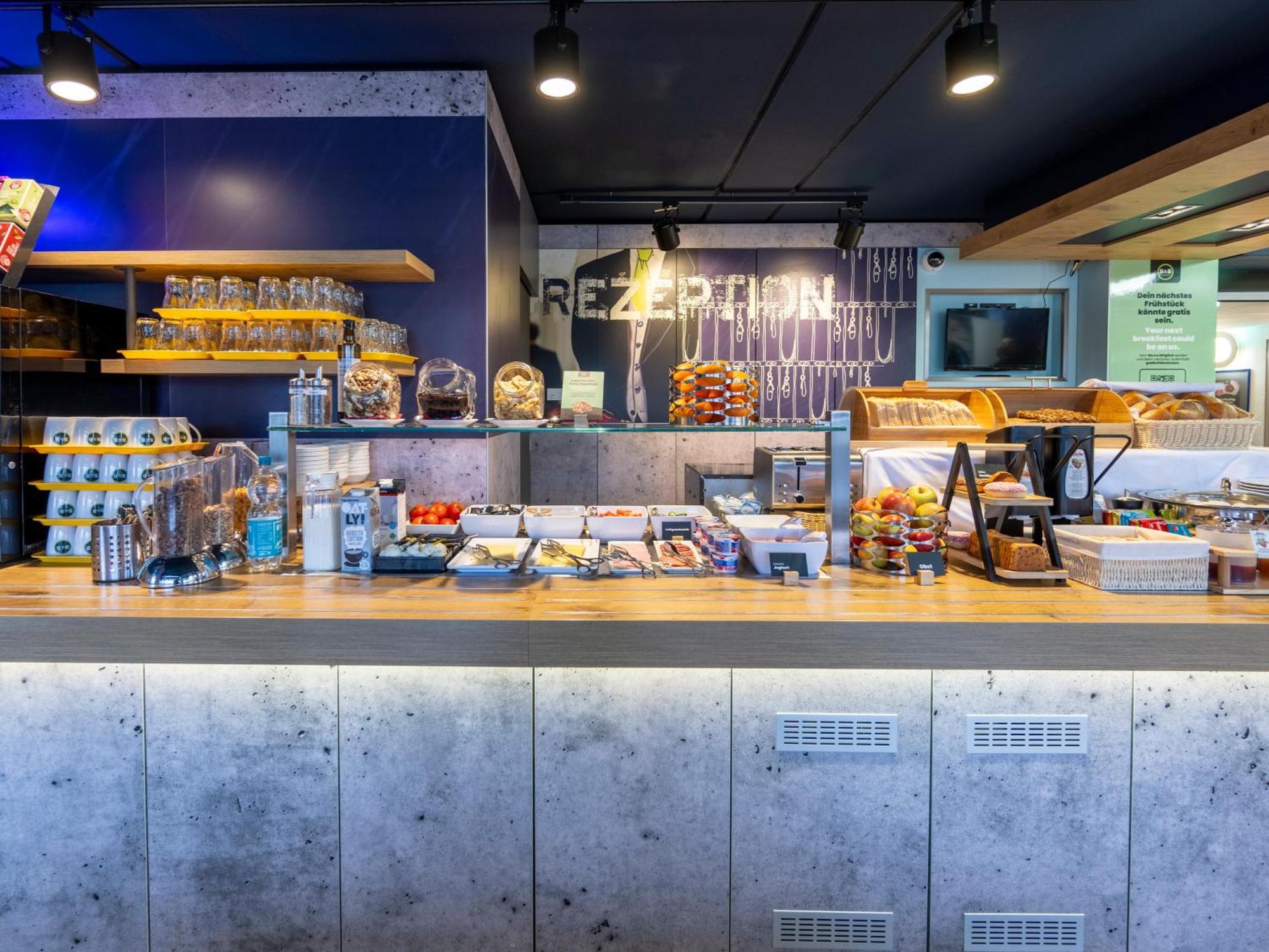 B&B Hotel Kassel-Lohfelden Εξωτερικό φωτογραφία