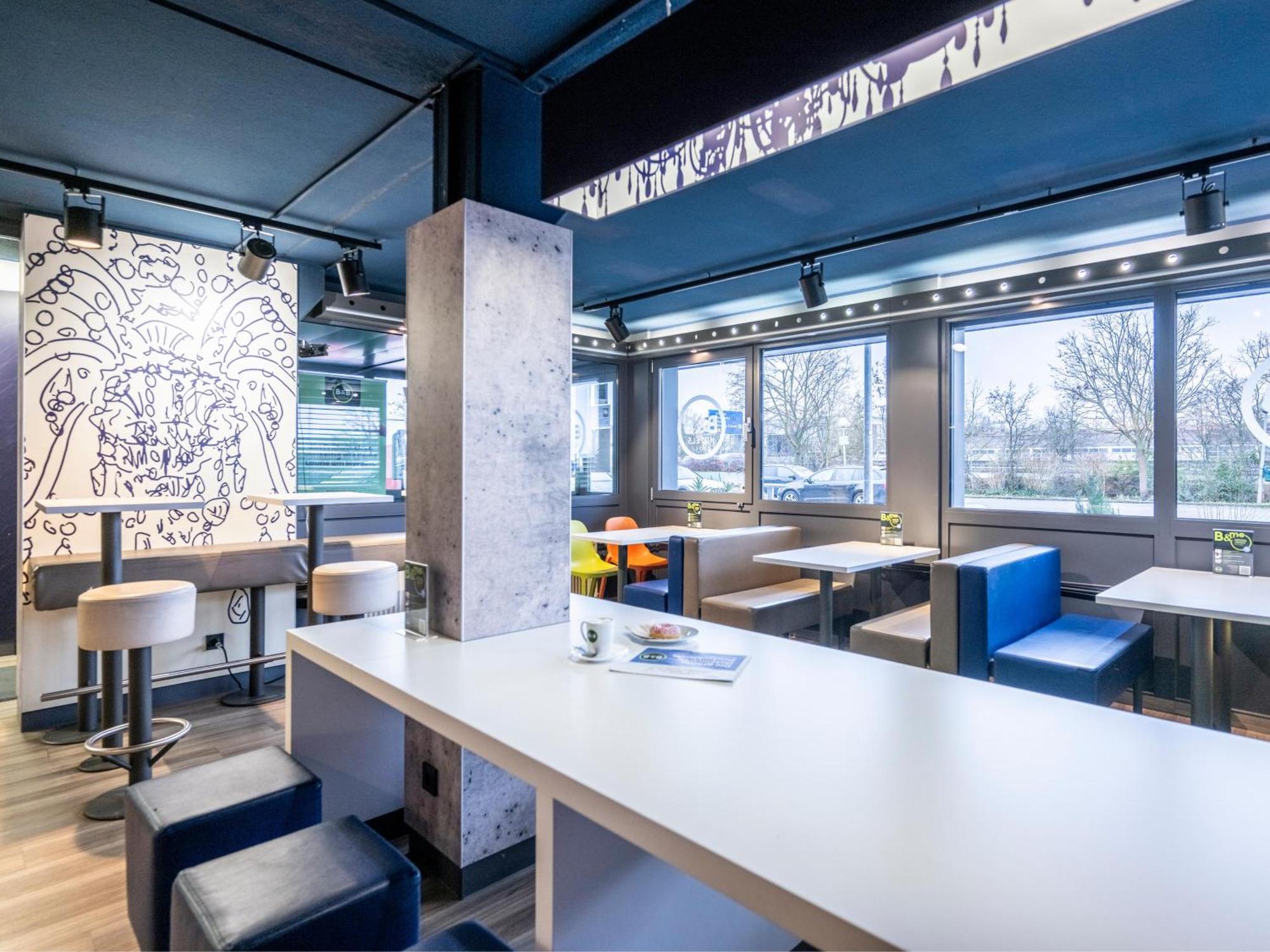 B&B Hotel Kassel-Lohfelden Εξωτερικό φωτογραφία